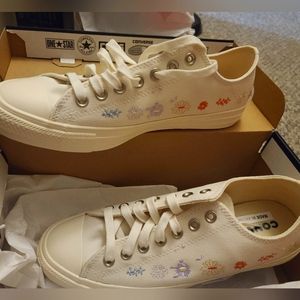 Brand new in box floral Converse, women's size 10.5